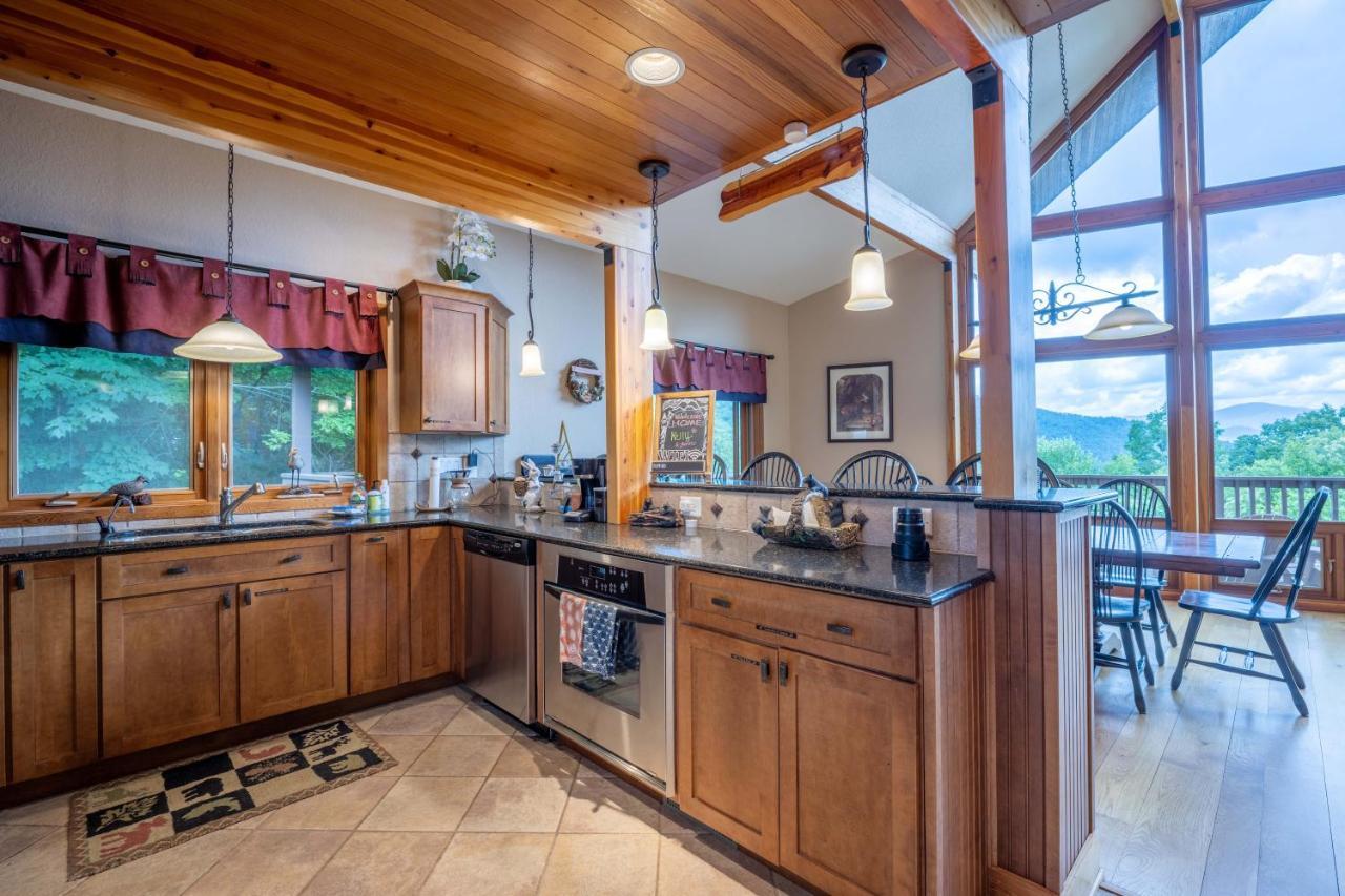 --Mountain Chalet Getaway With Breathtaking View Next To Tail Of Dragon-- Robbinsville Extérieur photo