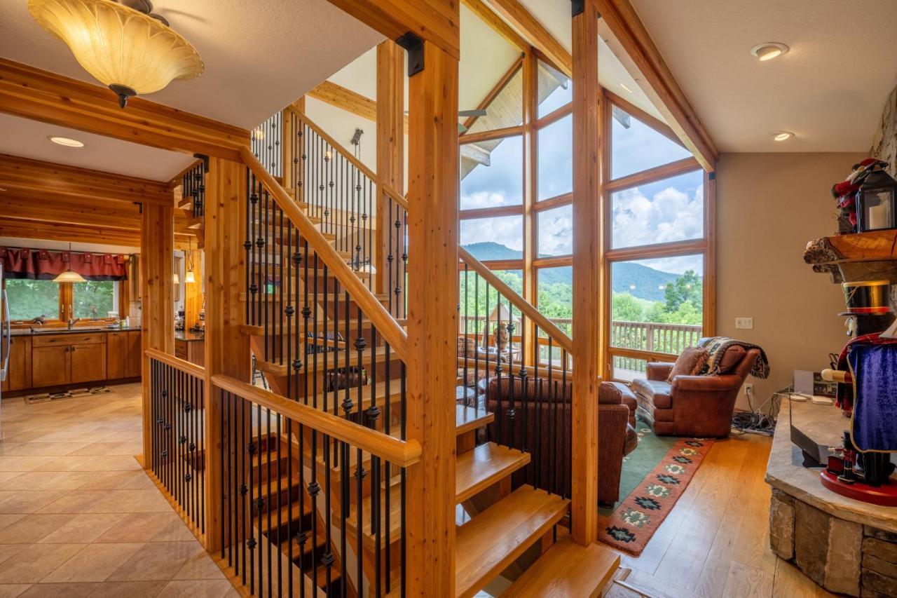 --Mountain Chalet Getaway With Breathtaking View Next To Tail Of Dragon-- Robbinsville Extérieur photo
